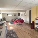 Au Petit Bonheur דירה