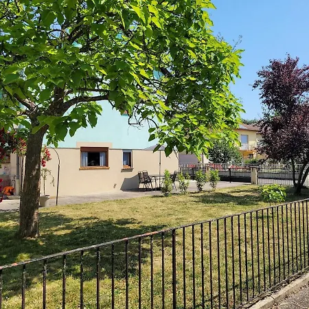 Au Petit Bonheur *